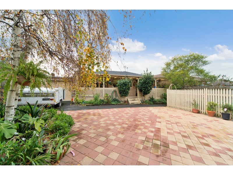 8 Gerald Drive, Langwarrin VIC 3910