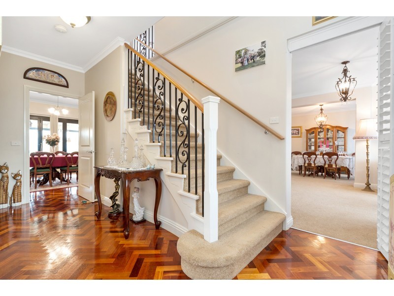 6 Fieldwood Lane, Langwarrin VIC 3910