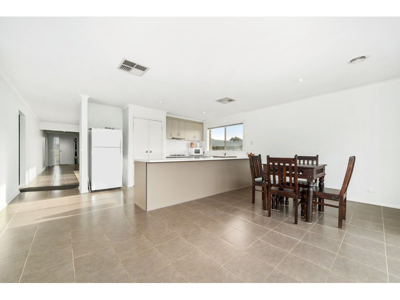 67 Brookland Greens Boulevard, Cranbourne VIC 3977