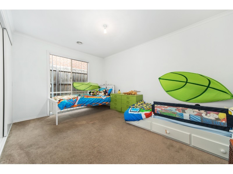 67 Brookland Greens Boulevard, Cranbourne VIC 3977