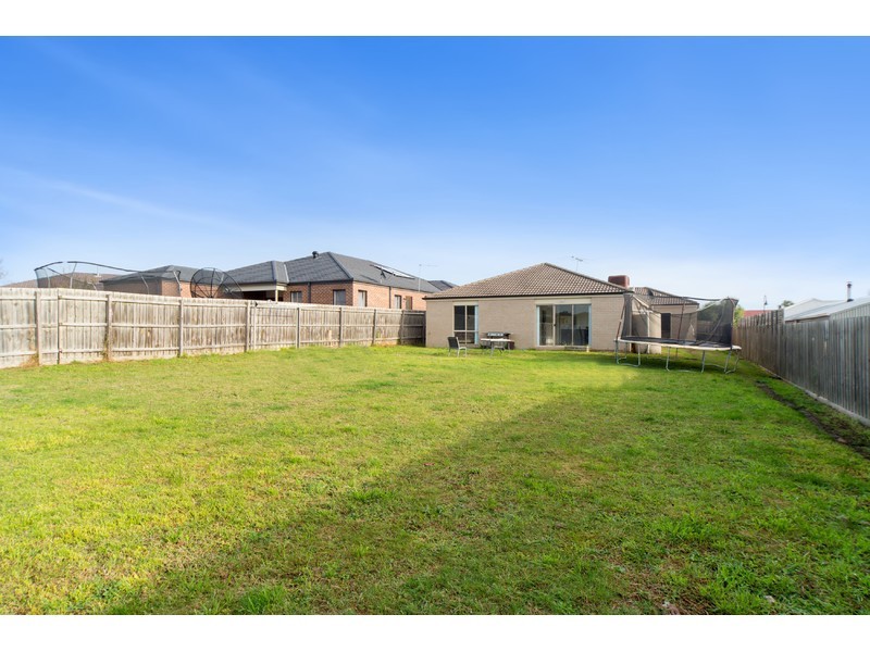 67 Brookland Greens Boulevard, Cranbourne VIC 3977