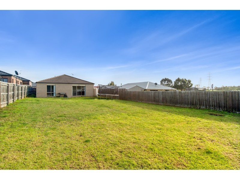 67 Brookland Greens Boulevard, Cranbourne VIC 3977