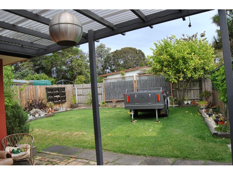 82 Ashleigh Avenue, Frankston VIC 3199