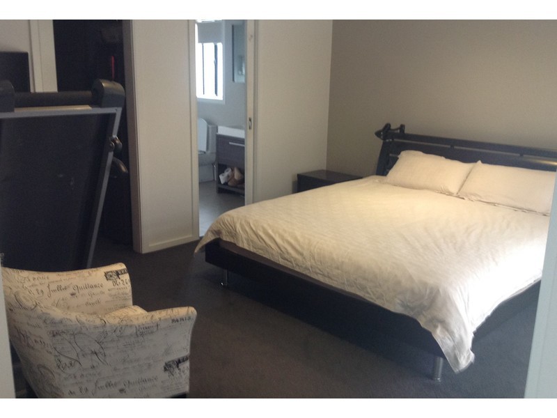 27 Downs Road, Seaford VIC 3198