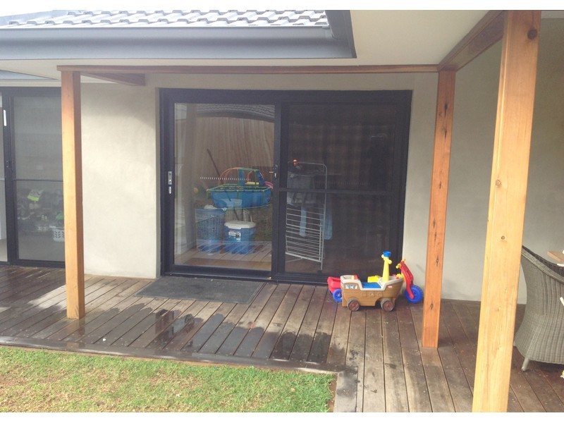 27 Downs Road, Seaford VIC 3198