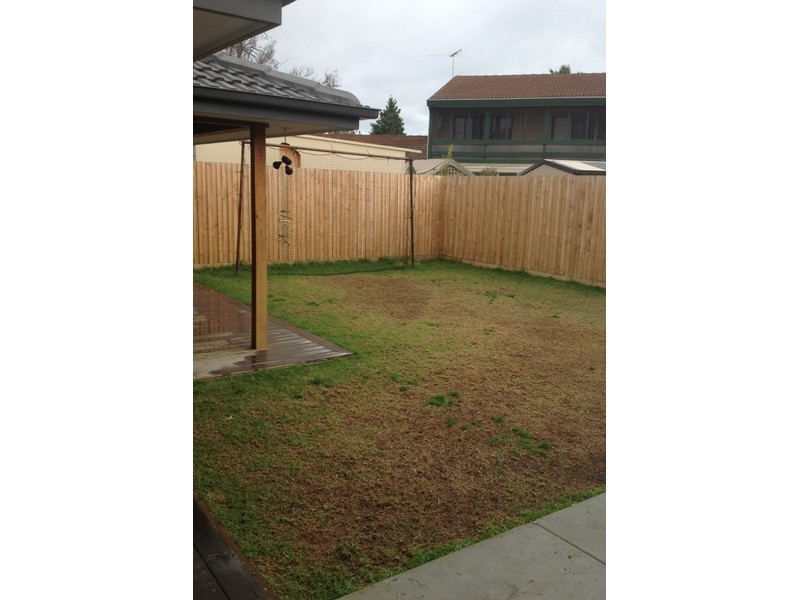 27 Downs Road, Seaford VIC 3198