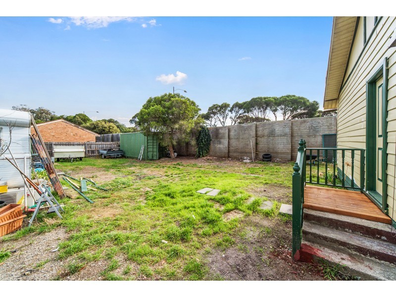 13 Neville Avenue, Seaford VIC 3198