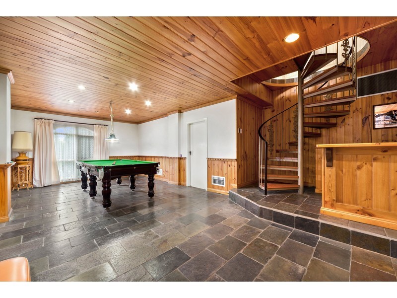 2 Caprice Court, Frankston VIC 3199