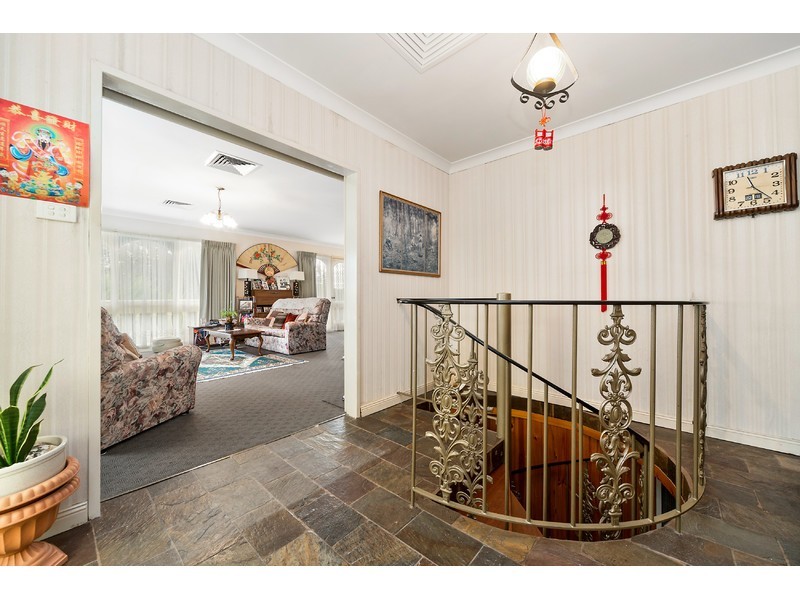 2 Caprice Court, Frankston VIC 3199