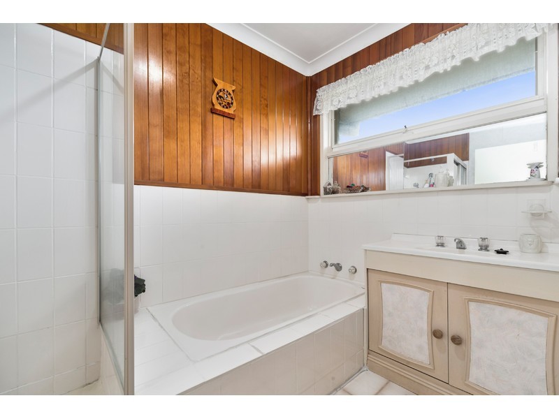 2 Caprice Court, Frankston VIC 3199