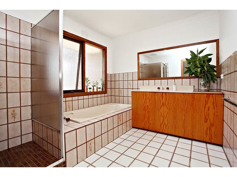 23 Castillon Square, Frankston VIC 3199