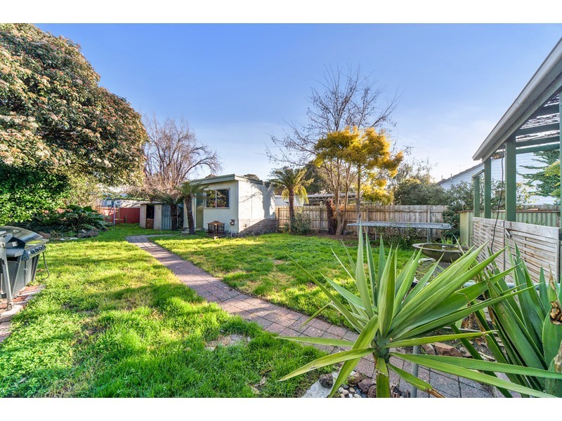 10 Tallow Wood Street, Frankston North VIC 3200