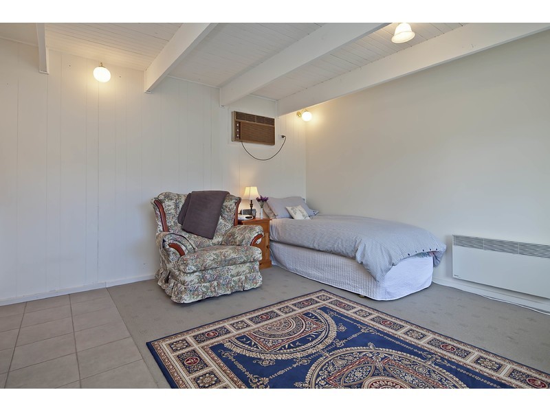 18 Helvetia Court, Frankston South VIC 3199