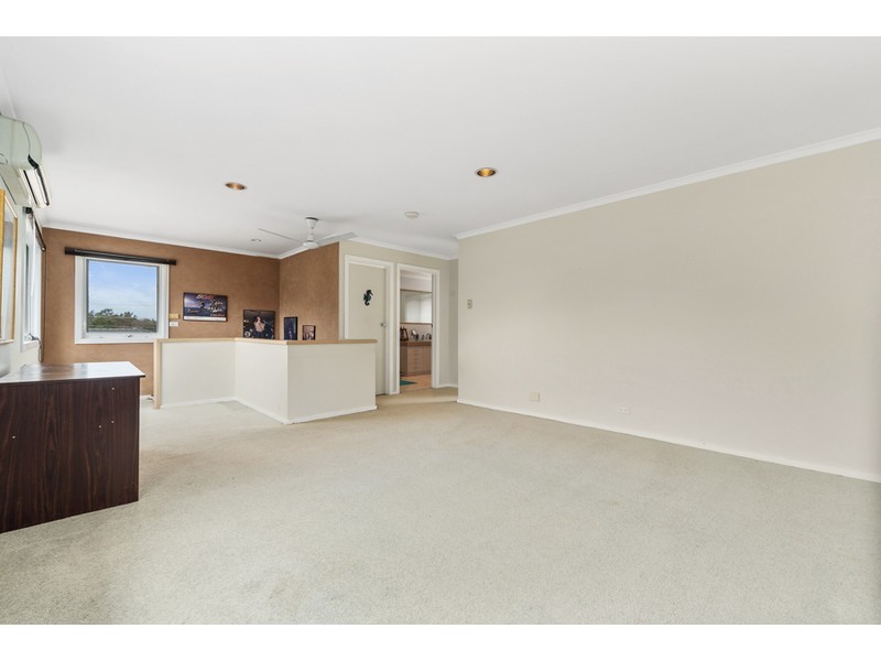 1 Allen Cresent, Langwarrin VIC 3910