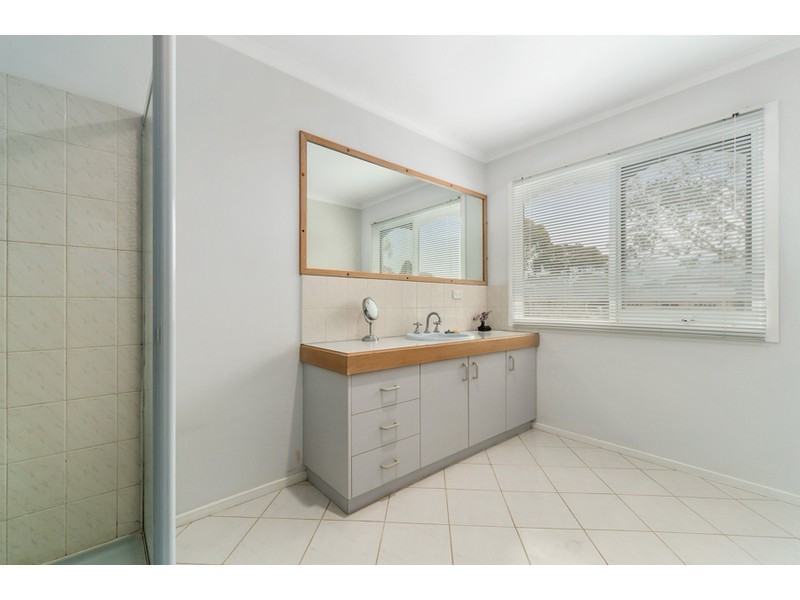 1 Allen Cresent, Langwarrin VIC 3910