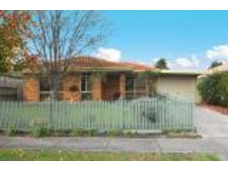 17 Lindas Way, Carrum Downs VIC 3201
