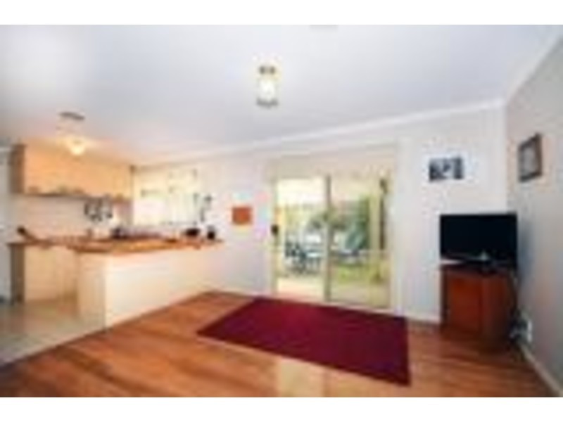 17 Lindas Way, Carrum Downs VIC 3201