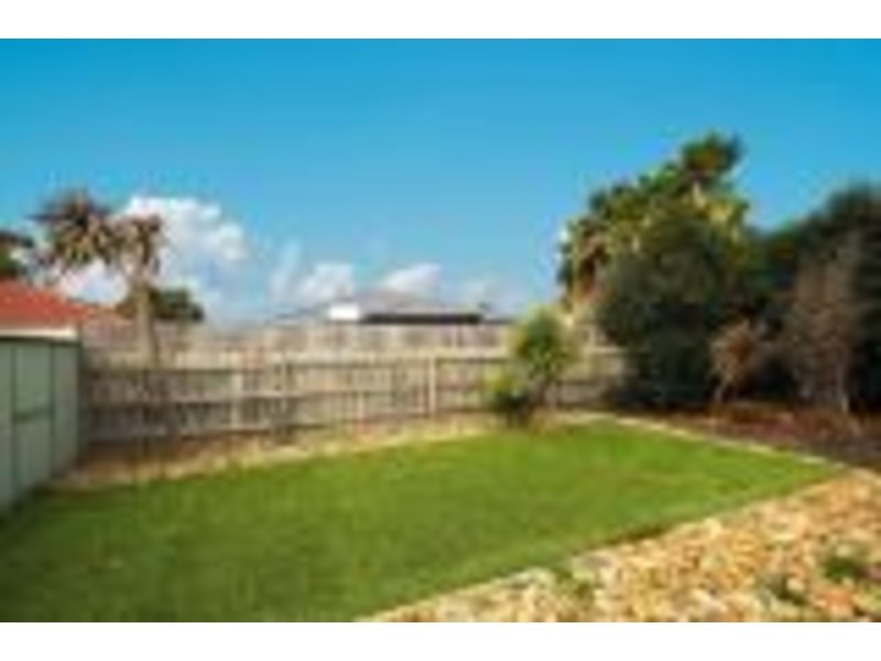 17 Lindas Way, Carrum Downs VIC 3201