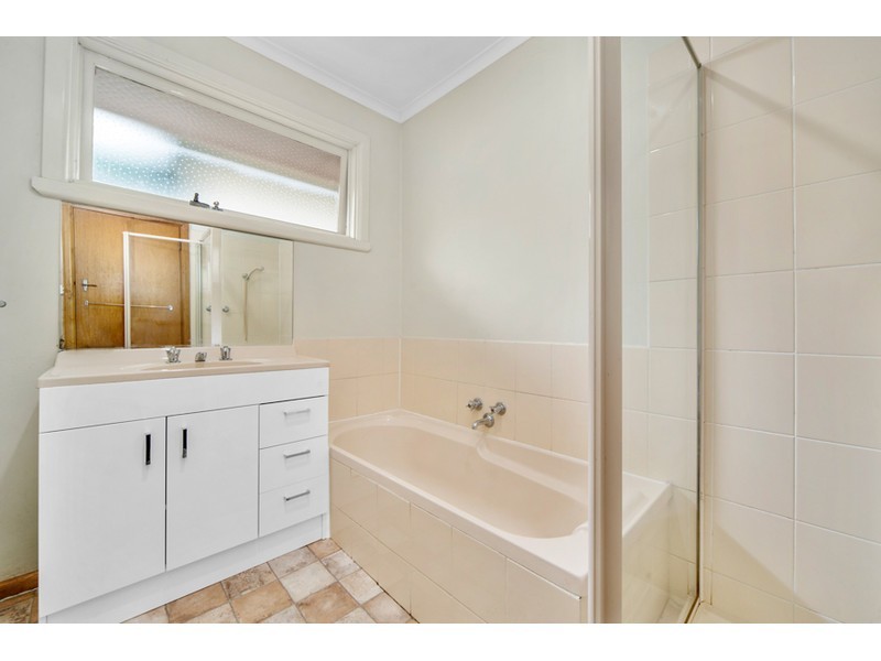 53 Highview Road, Frankston VIC 3199