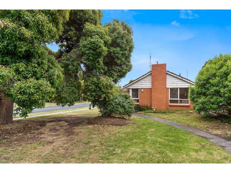 53 Highview Road, Frankston VIC 3199