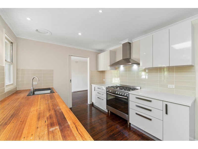 2 Taverner Square, Frankston VIC 3199