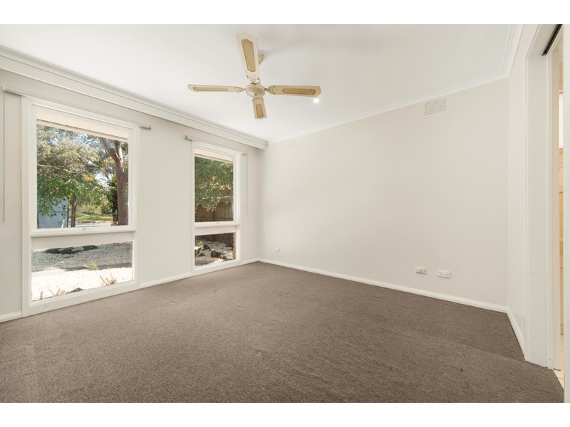 2 Taverner Square, Frankston VIC 3199