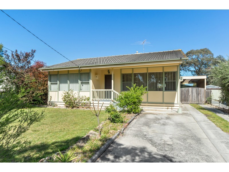 6 Longleaf Street, Frankston North VIC 3200