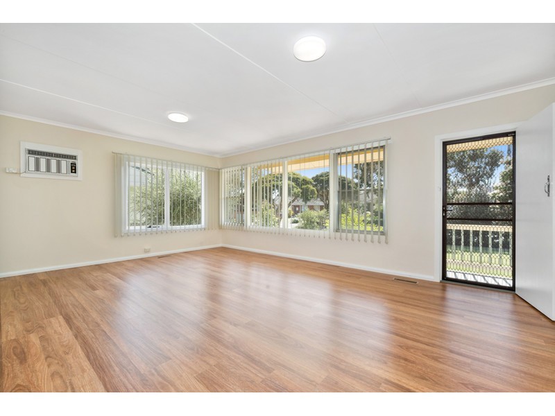 6 Longleaf Street, Frankston North VIC 3200