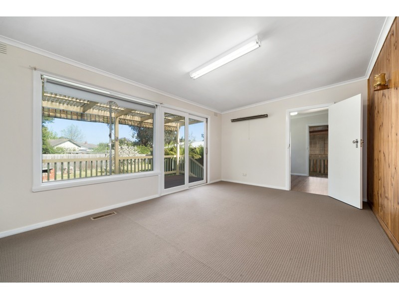 6 Longleaf Street, Frankston North VIC 3200