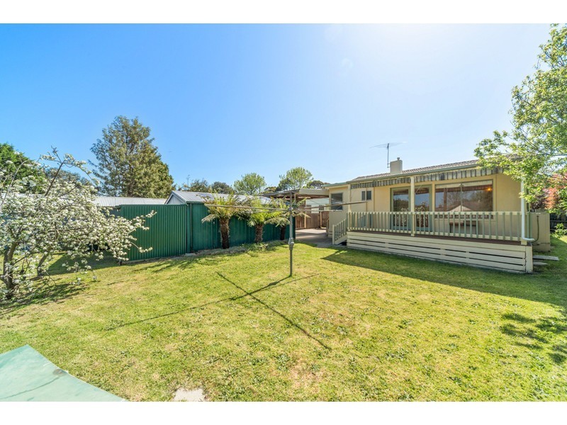6 Longleaf Street, Frankston North VIC 3200