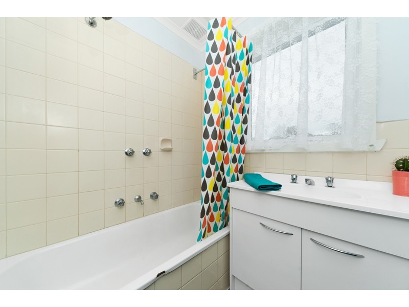 9 Longleaf Street, Frankston North VIC 3200