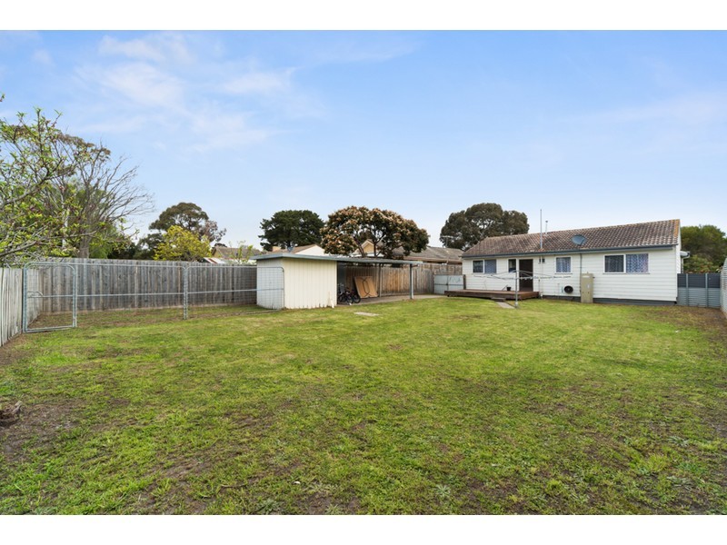 9 Longleaf Street, Frankston North VIC 3200