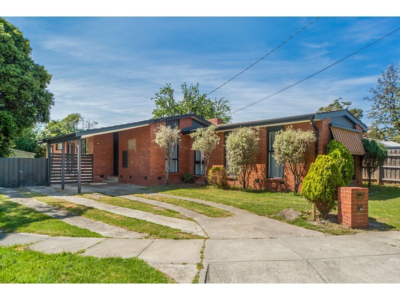 11 St George Court, Frankston VIC 3199