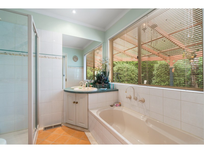 44 Kenilworth Avenue, Frankston VIC 3199