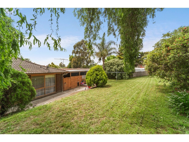 11 Elsan Lea Court, Langwarrin VIC 3910