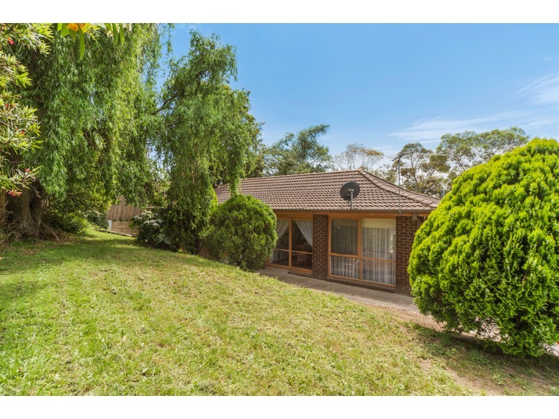 11 Elsan Lea Court, Langwarrin VIC 3910
