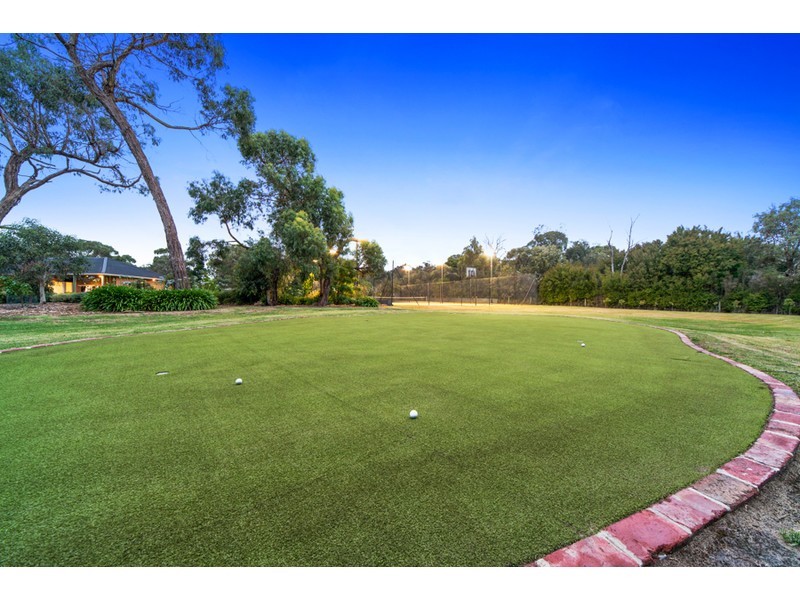 3 Birdswood Court, Langwarrin South VIC 3911
