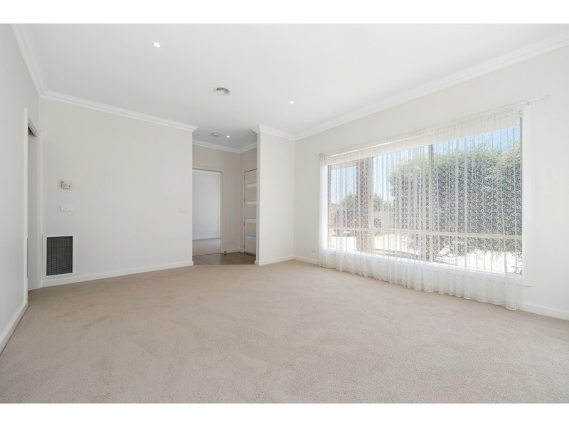 10/18 Grandview Grove, Baxter VIC 3911