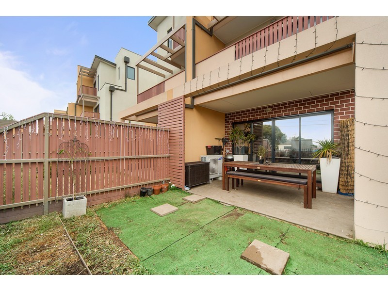 16/5 Culcairn Avenue, Frankston South VIC 3199