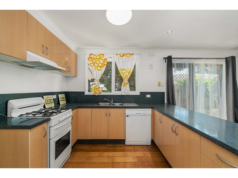 11 St George Court, Frankston VIC 3199