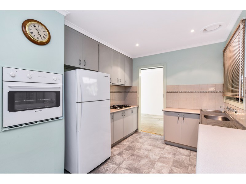 36 Paterson Avenue, Langwarrin VIC 3910