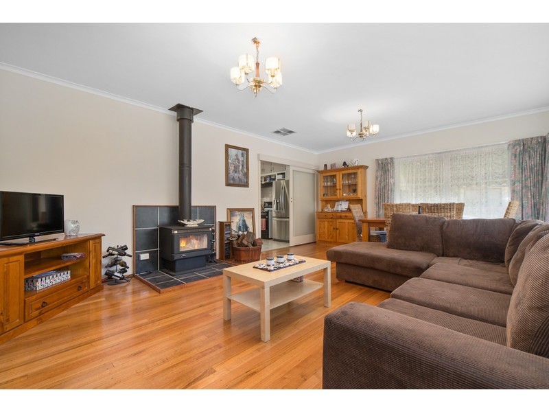1 Lindsay Street, Frankston North VIC 3200