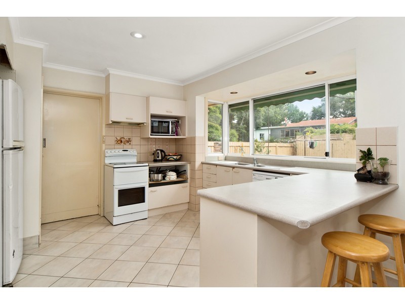 11 Nursery Avenue, Frankston VIC 3199