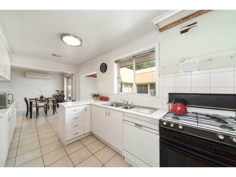 320 Frankston-Dandenong Road, Seaford VIC 3198