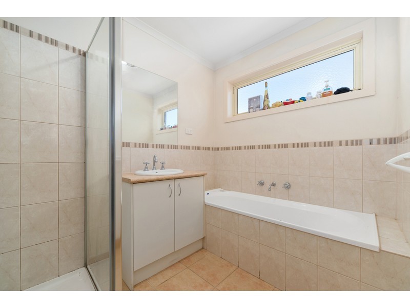 35 Mcgowan Drive, Skye VIC 3977
