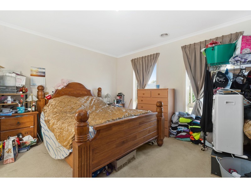 35 Mcgowan Drive, Skye VIC 3977
