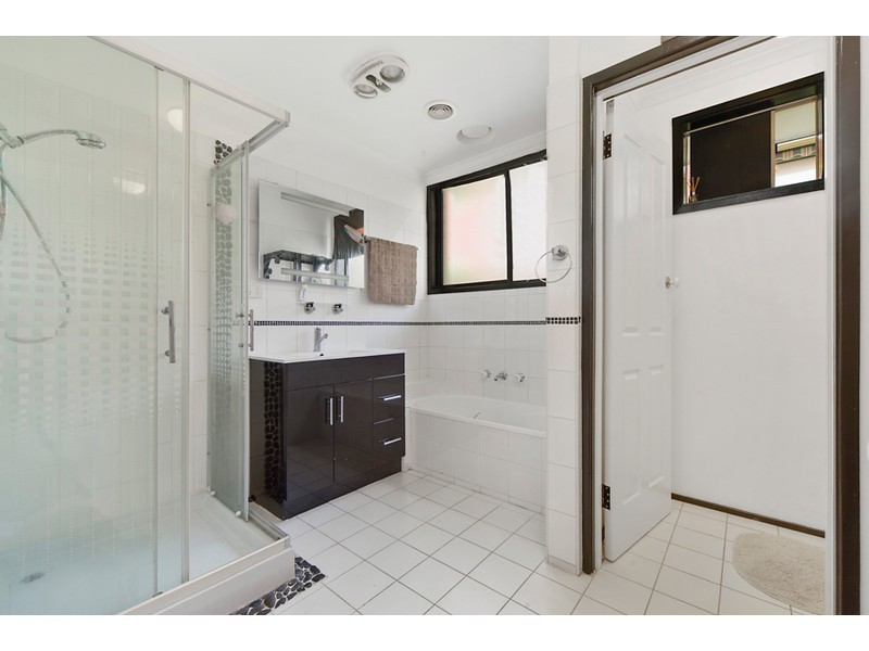 82 Ashleigh Avenue, Frankston VIC 3199