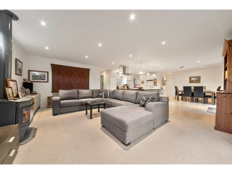 9 Parkleigh Court, Langwarrin VIC 3910