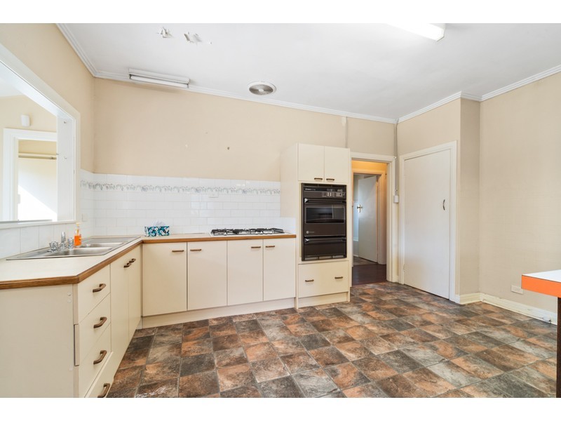 125 Beach Street, Frankston VIC 3199