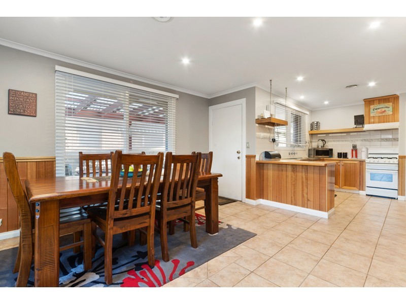9 Paterson Avenue, Langwarrin VIC 3910